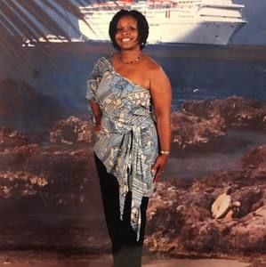 Meet your Posher, Debra